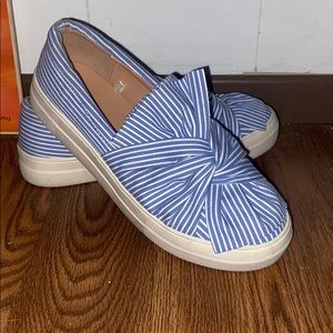 Blue and White striped A New Day sandals